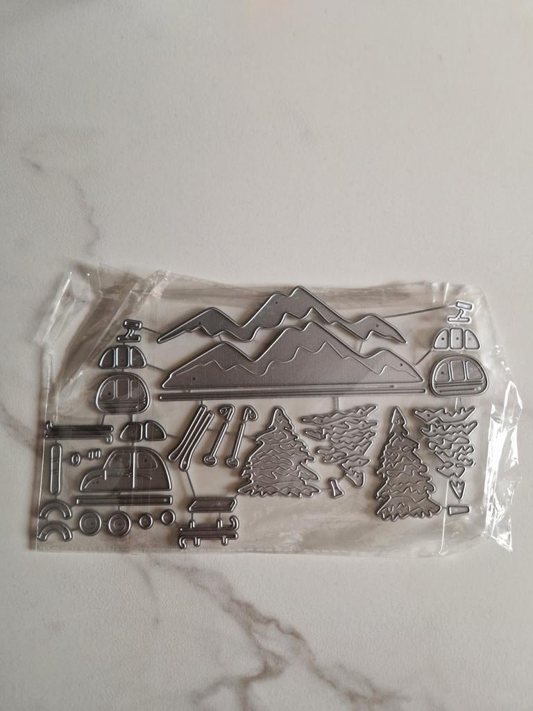 Snijmal Winterlandschap met Skilift en Bergen - Nieuw, Geschikt voor snijden, Gereedschap of Toebehoren, Nieuw, Landschappen