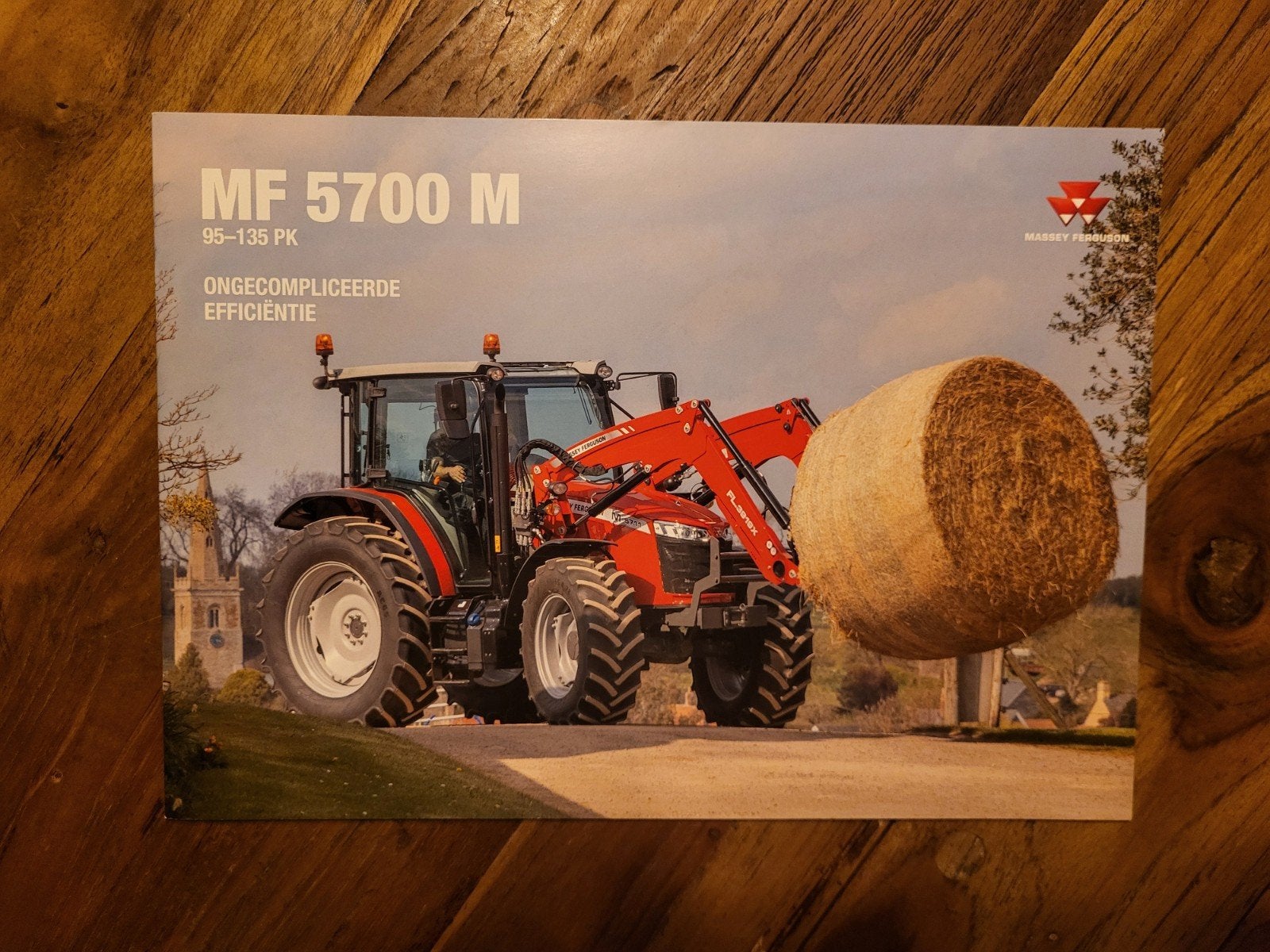 tractor folder Massey Ferguson 5700, Ophalen of Verzenden, Zo goed als nieuw
