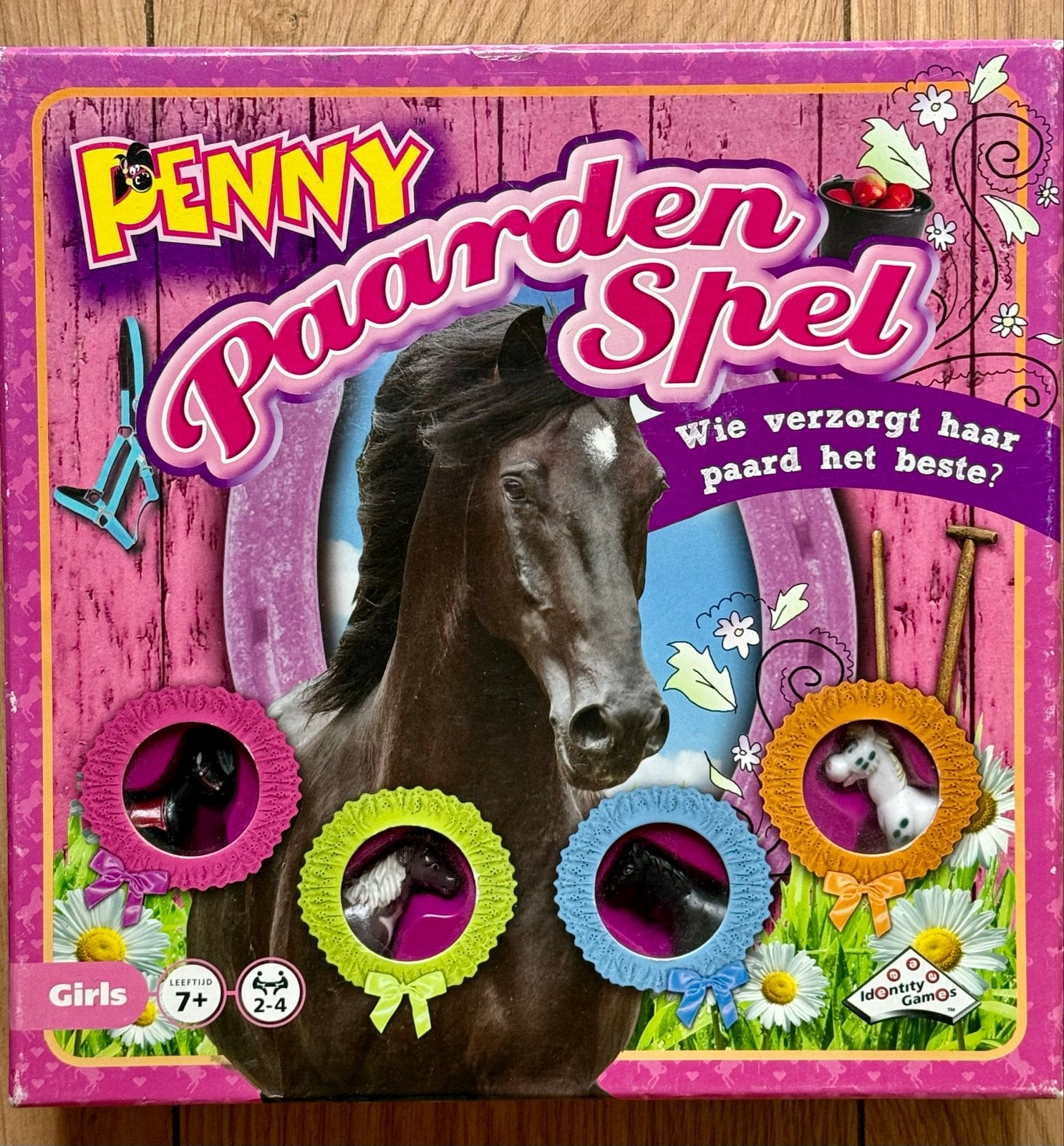 Penny Paardenspel: Wie verzorgt haar paard het beste?, Drie of vier spelers, Ophalen of Verzenden, Zo goed als nieuw