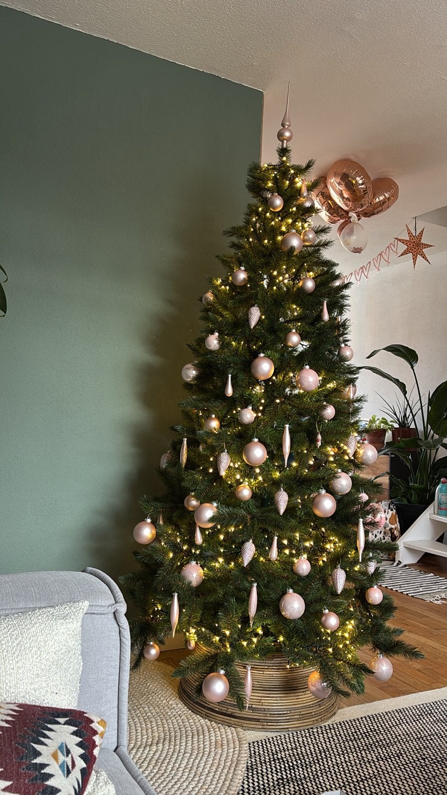 Triumpf tree kerstboom en kerstballen, Diversen, Ophalen, Zo goed als nieuw