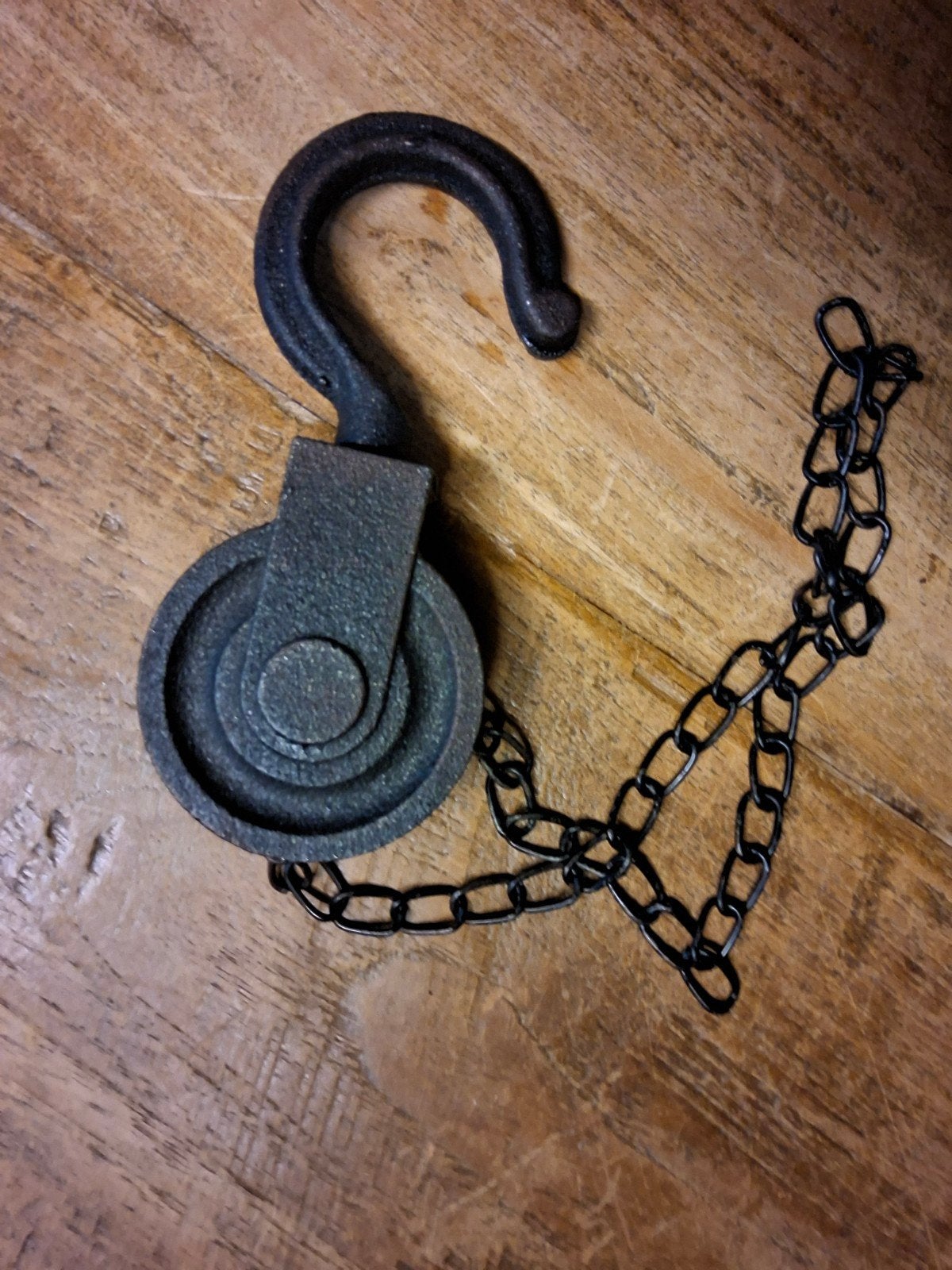Decoratieve haak met katrol en ketting - 14.5x7 cm, Ophalen of Verzenden