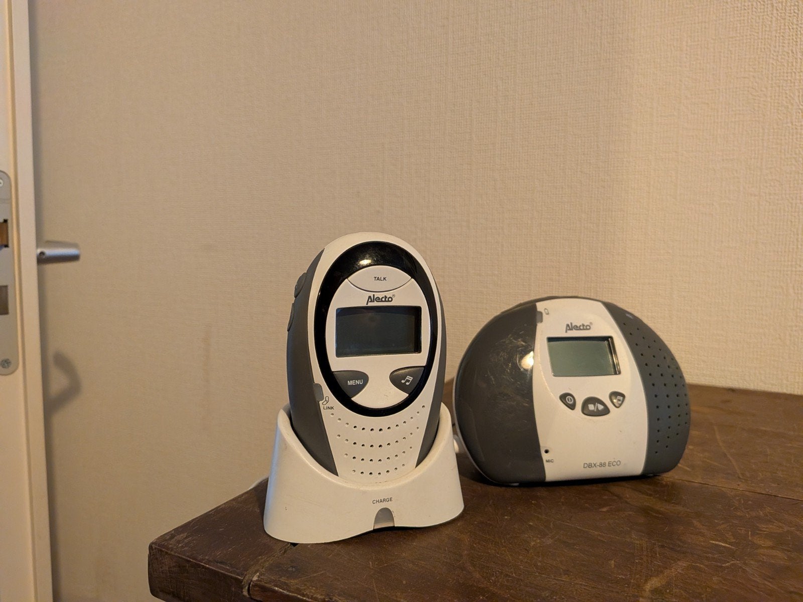 Alecto DBX-88 ECO Babyfoon met Terugspreekfunctie, Ophalen, Gebruikt, 100 tot 250 meter, Digitaal