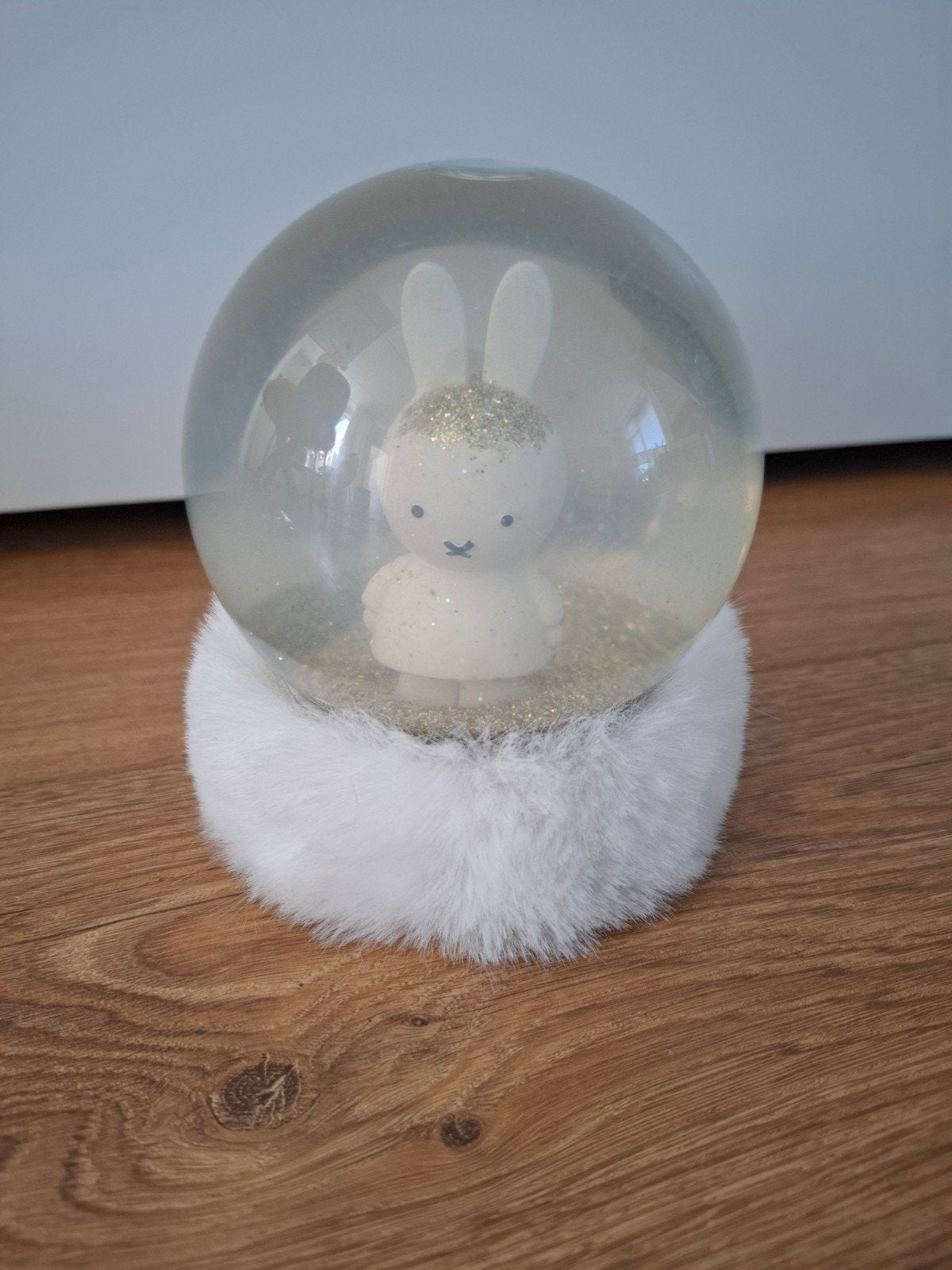 Nijntje sneeuwbol met glitter en zachte voet, hema, Ophalen, Gebruikt, Overige stijlen, Wit