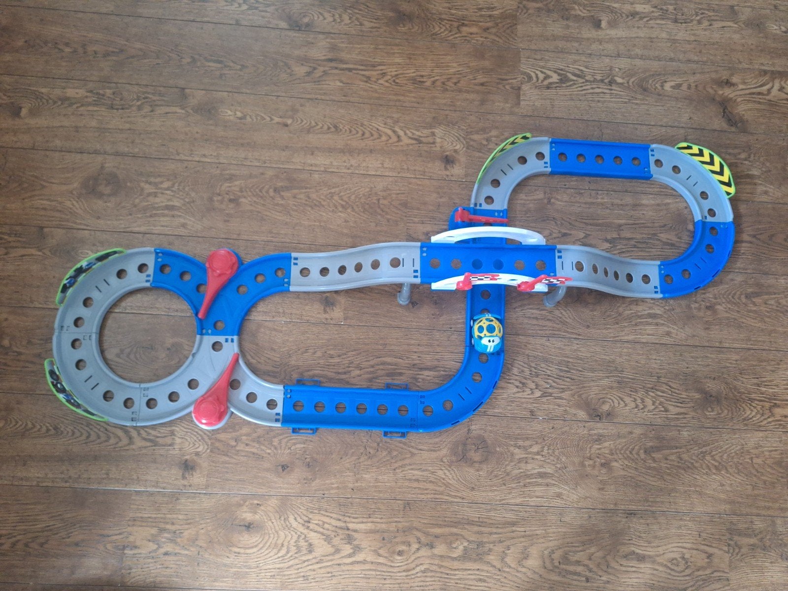 Bright Starts Ford Full Speed Raceway Racebaan, Ophalen of Verzenden, Zo goed als nieuw, Elektrisch, Overige merken
