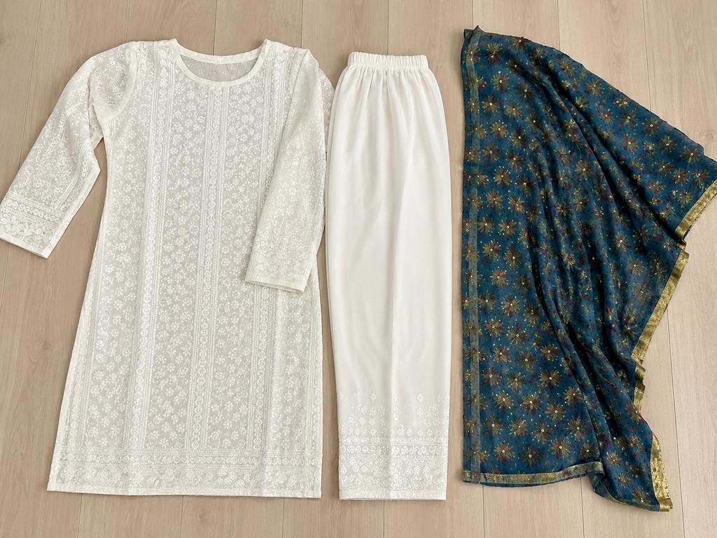 Witte Indiase Kurta Set met Geborduurde Broek en Sjaal, Kleding | Dames, Ophalen of Verzenden, Zo goed als nieuw
