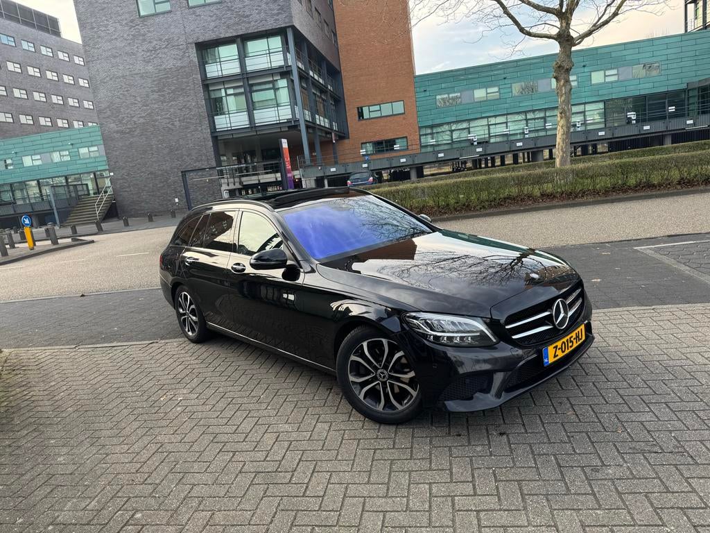Mercedes-Benz C-Klasse C200 d  2019 Zwart Full option, Auto's, Mercedes-Benz, Automaat, Achterwielaandrijving, 1800 kg, 4 cilinders