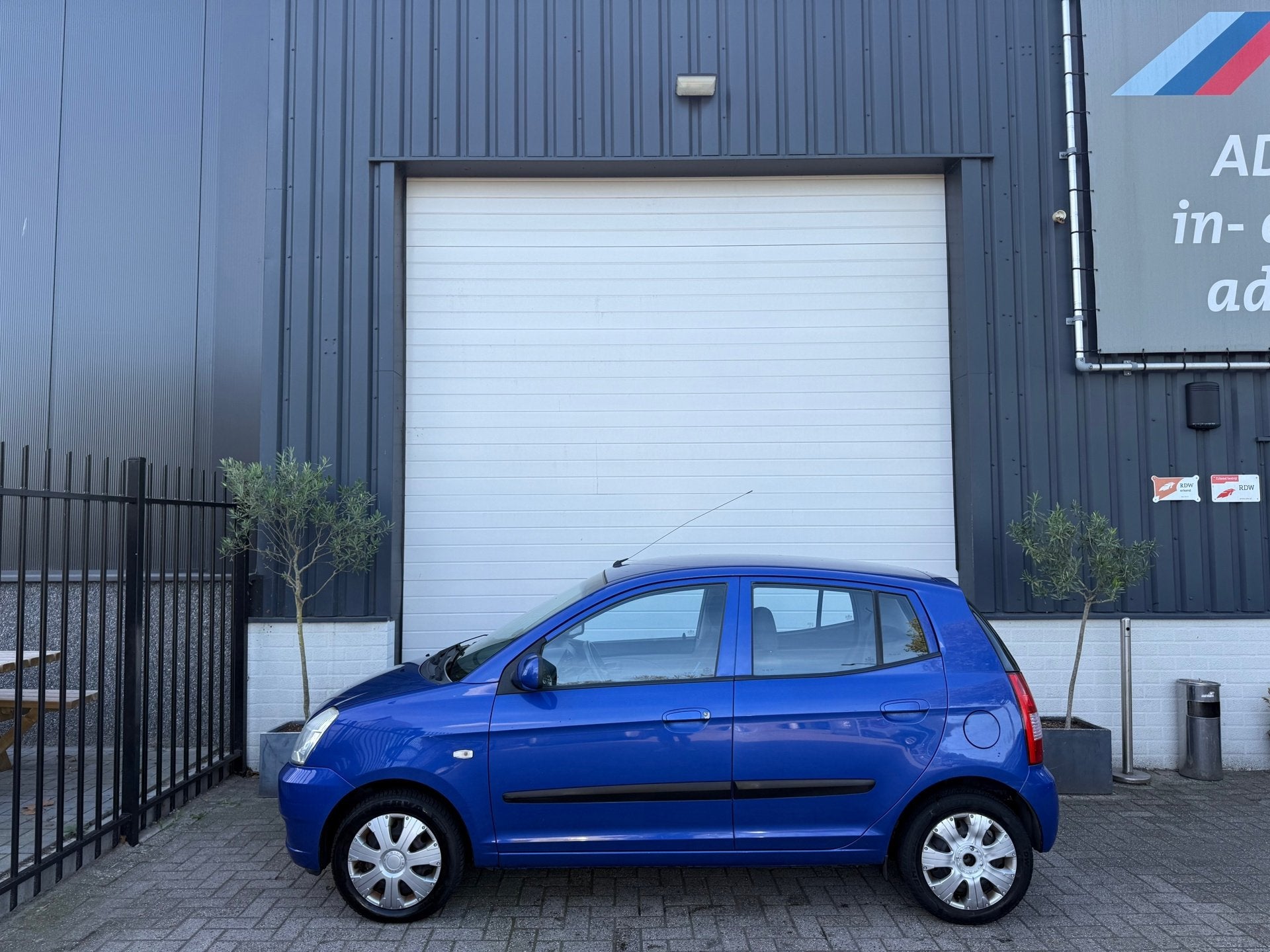 Kia Picanto 1.1 LXE AUTOMAAT/NIEUWE APK/MOOIE AUTO, Auto's, Stof, Gebruikt, 4 cilinders, Blauw