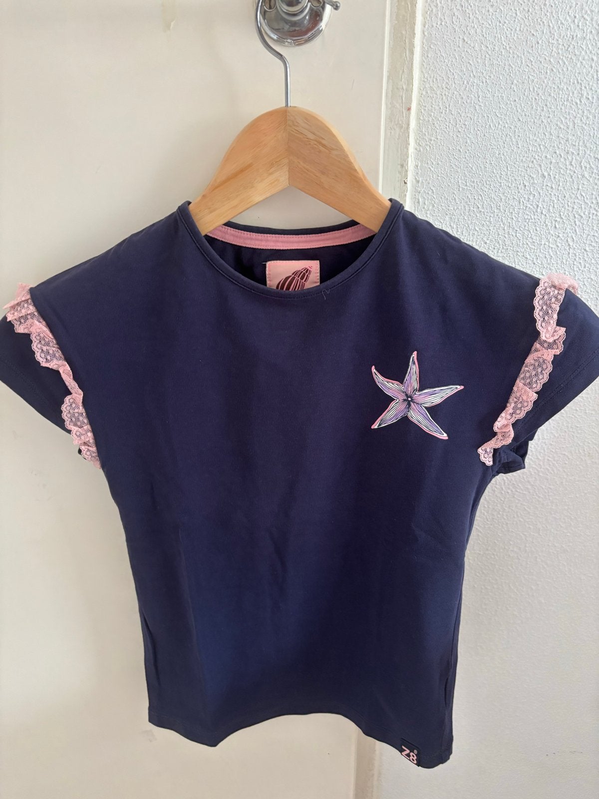 Z8 Pakje maat 110/116 - Shirt en Short, Ophalen of Verzenden, Zo goed als nieuw, Meisje, Setje