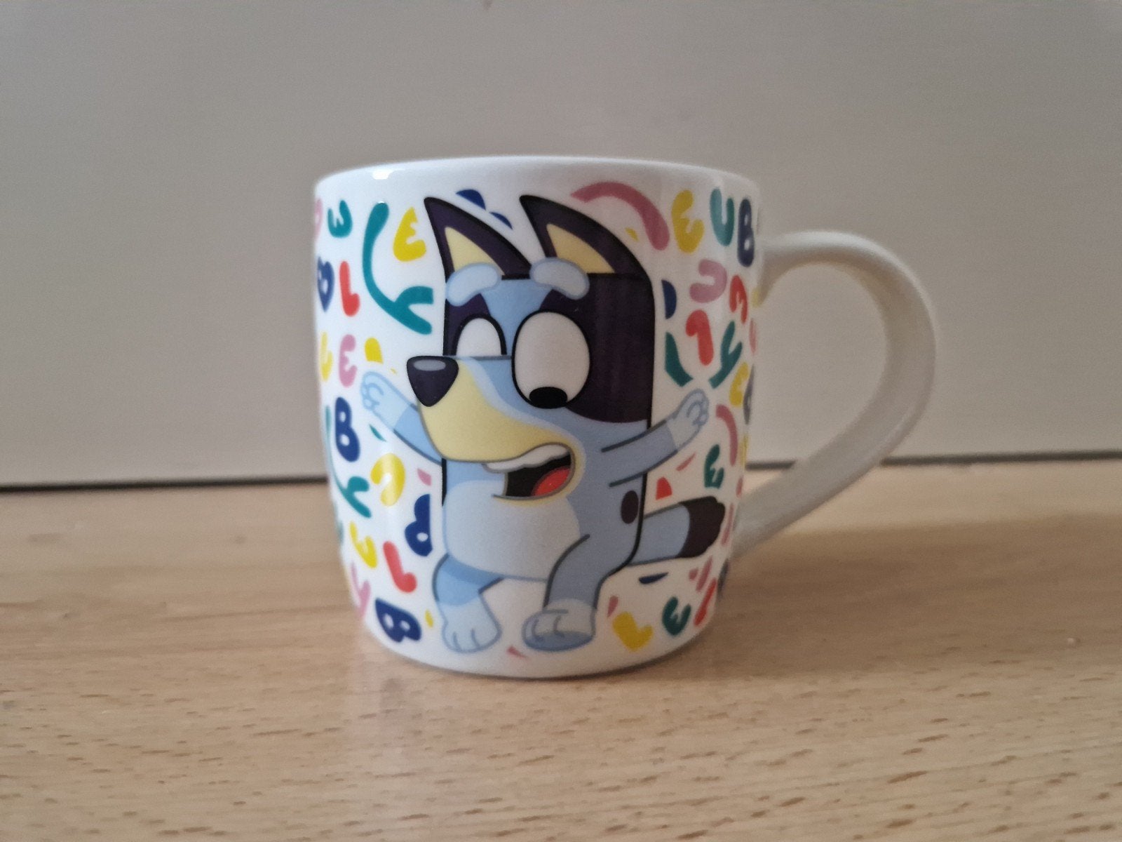 Mok kop bluey ludo studio bingo servies, Ophalen of Verzenden, Zo goed als nieuw, Overige stijlen, Kop(pen) en/of Schotel(s)