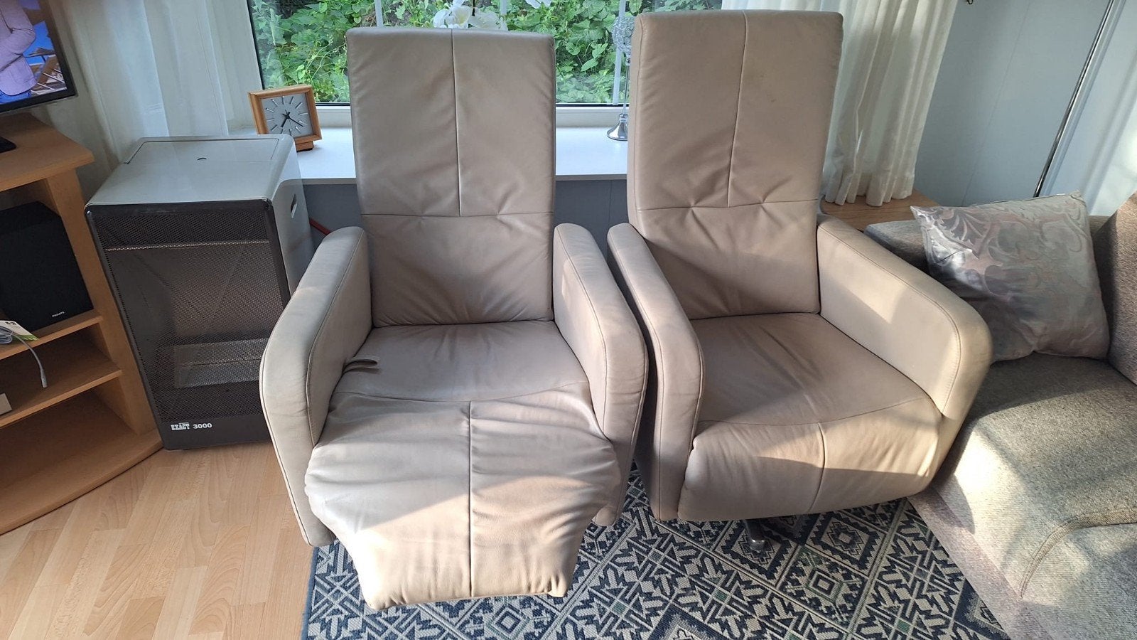 2 x relax fautuil, Ophalen, Gebruikt, Minder dan 75 cm, Leer