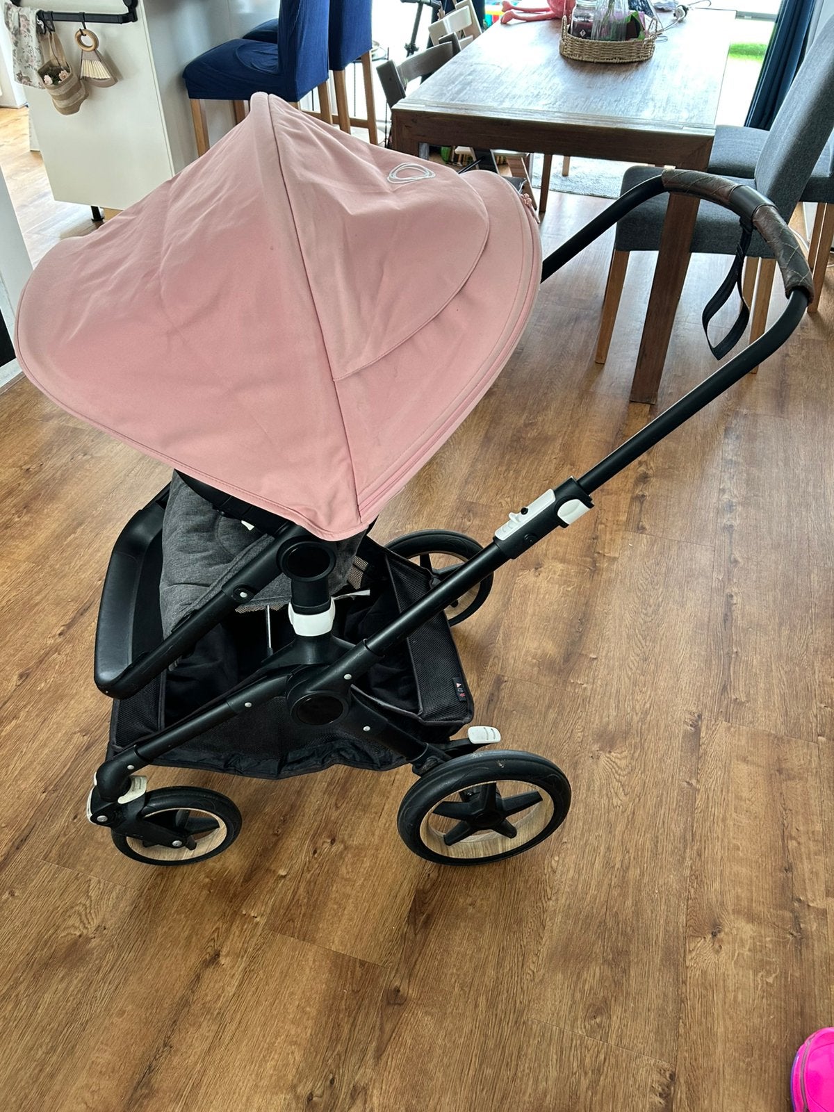 Bugaboo Fox Kinderwagen + zitje - Zo goed als nieuw, Kinderwagen, Bugaboo, Zo goed als nieuw, Verstelbare duwstang