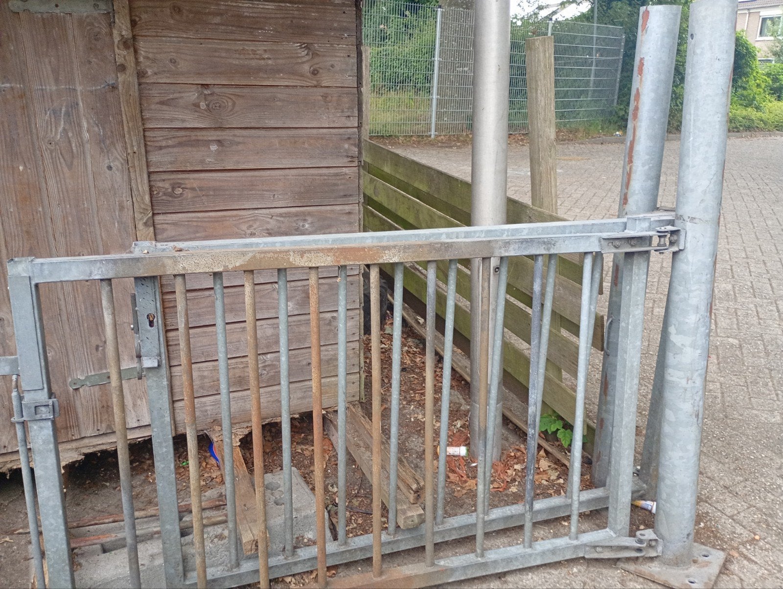 Metalen hekwerk met palen - Gebruikt, Ophalen, Gebruikt, Overige typen