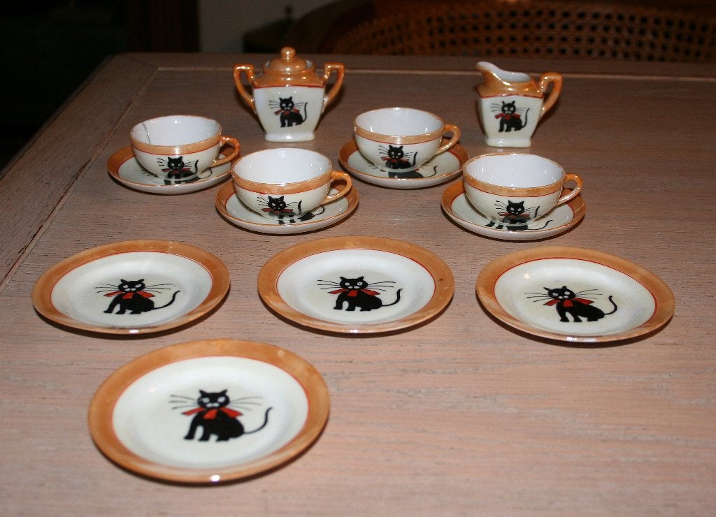 Miniatuur servies met kat decoratie, Ophalen of Verzenden, Gebruikt, Gebruiksvoorwerp