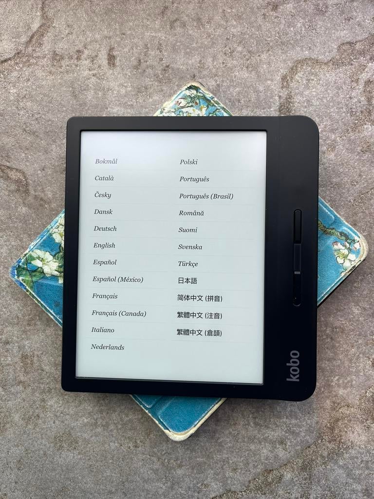 Kobo Libra H2O e-Reader + Cover, Computers en Software, E-readers, Ophalen of Verzenden, Zo goed als nieuw, 8 GB