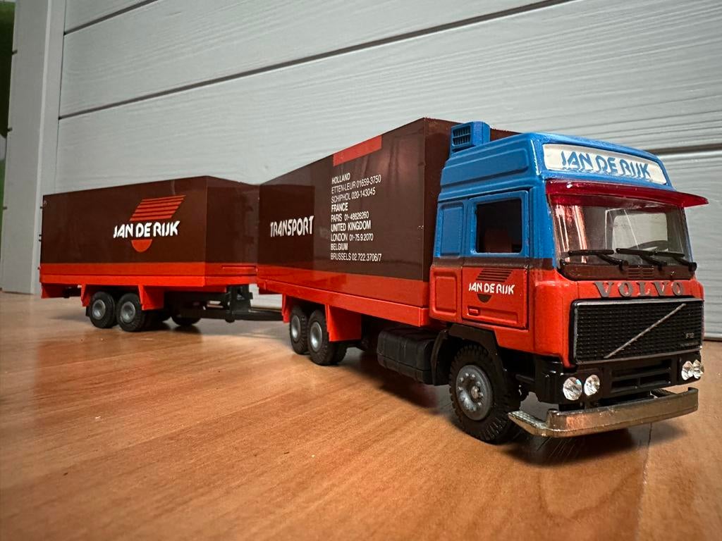Tekno Volvo F12 Intercooler Combi Jan de Rijk 1:50, Hobby en Vrije tijd, Modelauto's | 1:50, Ophalen of Verzenden, Gebruikt, Bus of Vrachtwagen