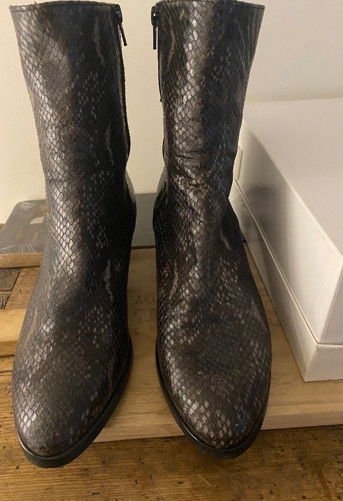 Maripe laarsje 40, Kleding | Dames, Schoenen, Verzenden, Zo goed als nieuw, Zwart, Lage of Enkellaarzen