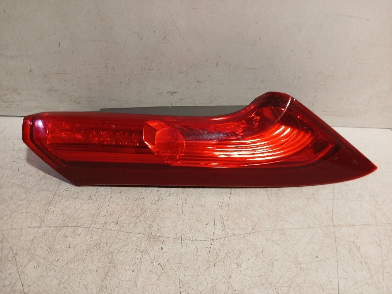 Achterlicht carrosserie rechts Honda CR-V, Onderdelen@venauto.nl, Gebruikt, Ettenseweg 76, 4706 PB Roosendaal, The Netherlands