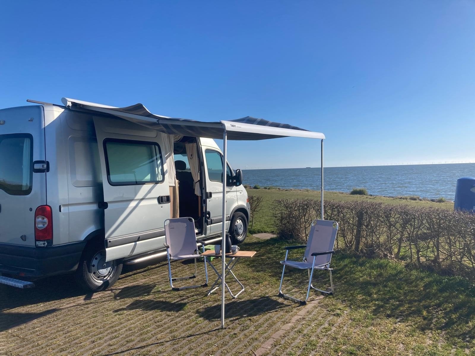 Renault Master Buscamper - Goed onderhouden - vakantie klaar, Caravans en Kamperen, Campers, Overige merken, Buscamper of Camperbus