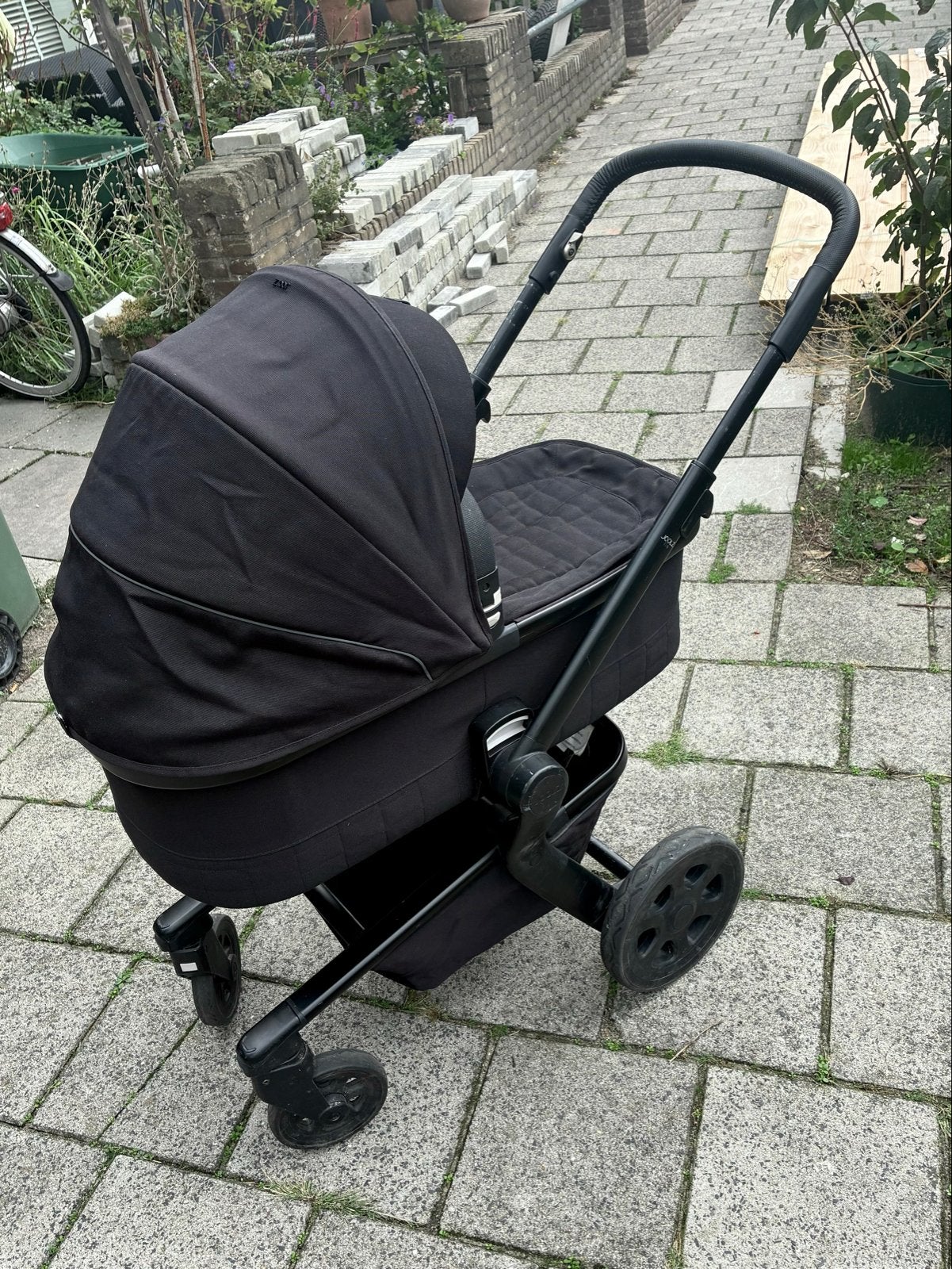 Joolz Hub Kinderwagen (2020) Zwart met accessoires, Gebruikt, Combiwagen, Met reiswieg, Ophalen