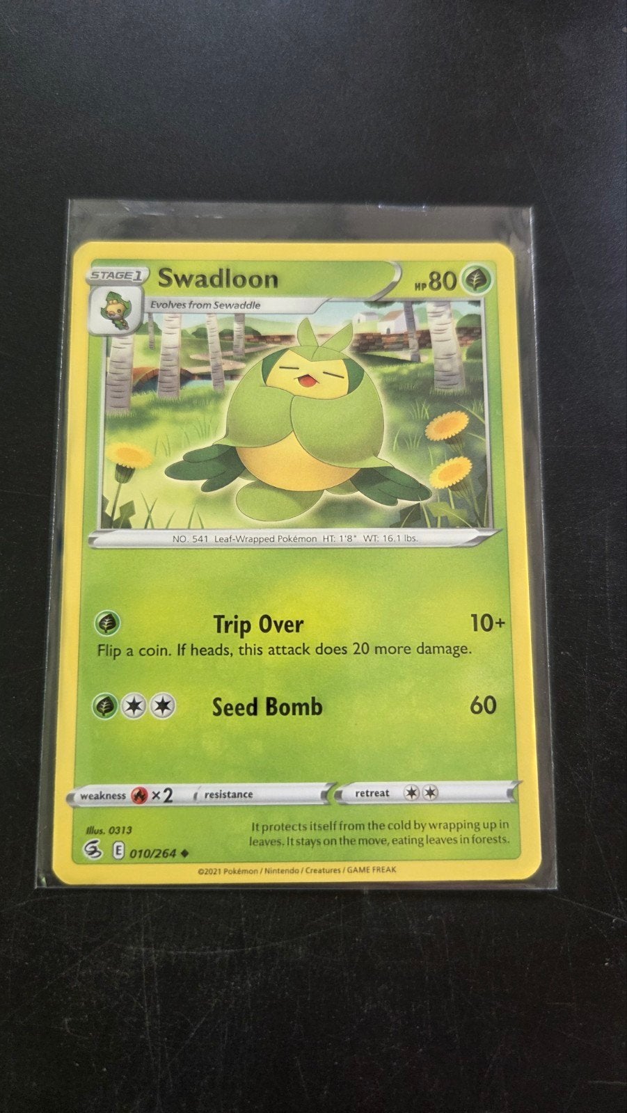 Swadloon 010/264 Fusion Strike Pokémon Kaart, Verzenden, Zo goed als nieuw, Losse kaart