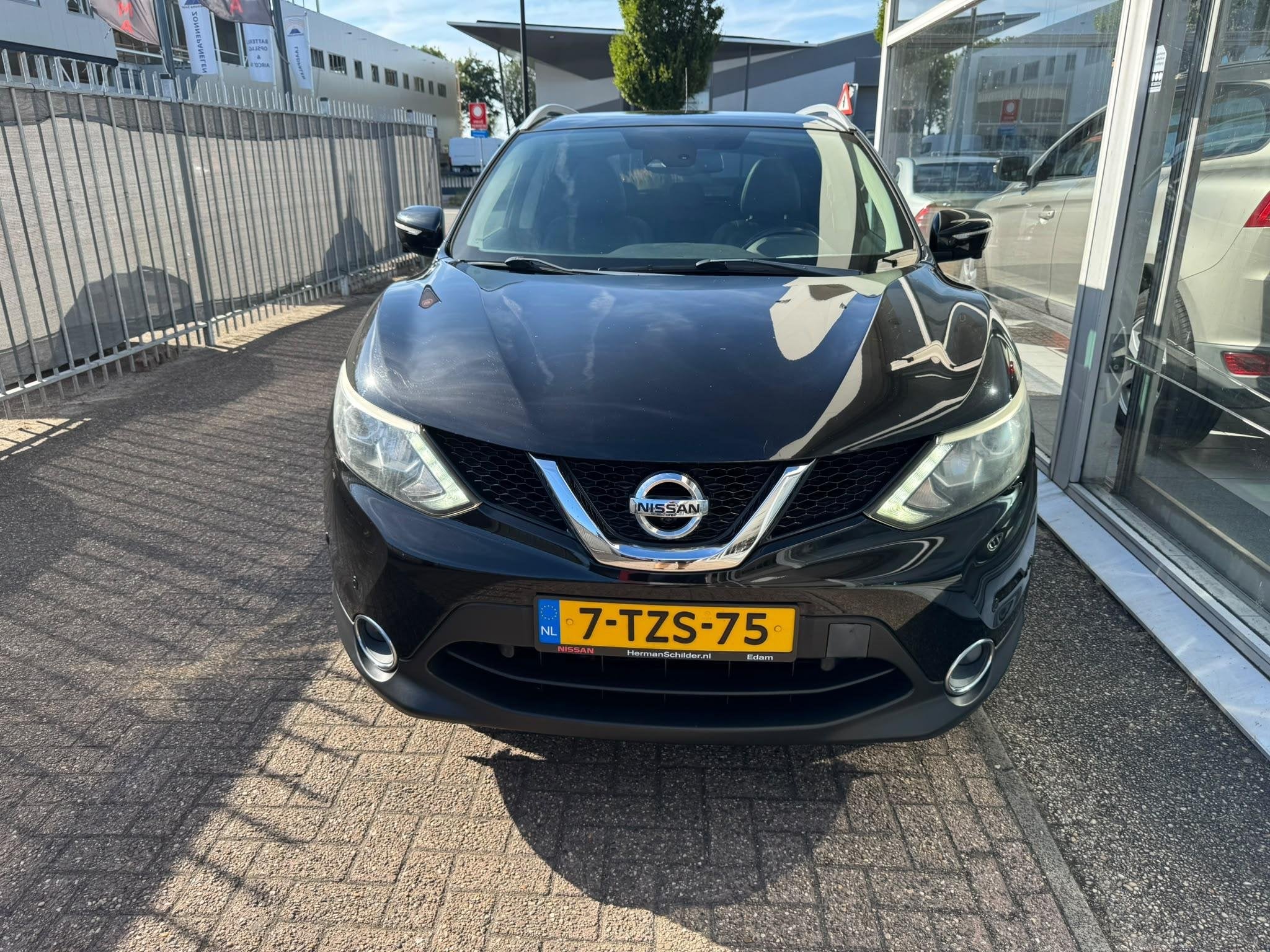 Nissan Qashqai 1.2 Tekna | 1e eigenaar | Climate control | N, Voorwielaandrijving, Euro 6, 4 cilinders, 116 pk
