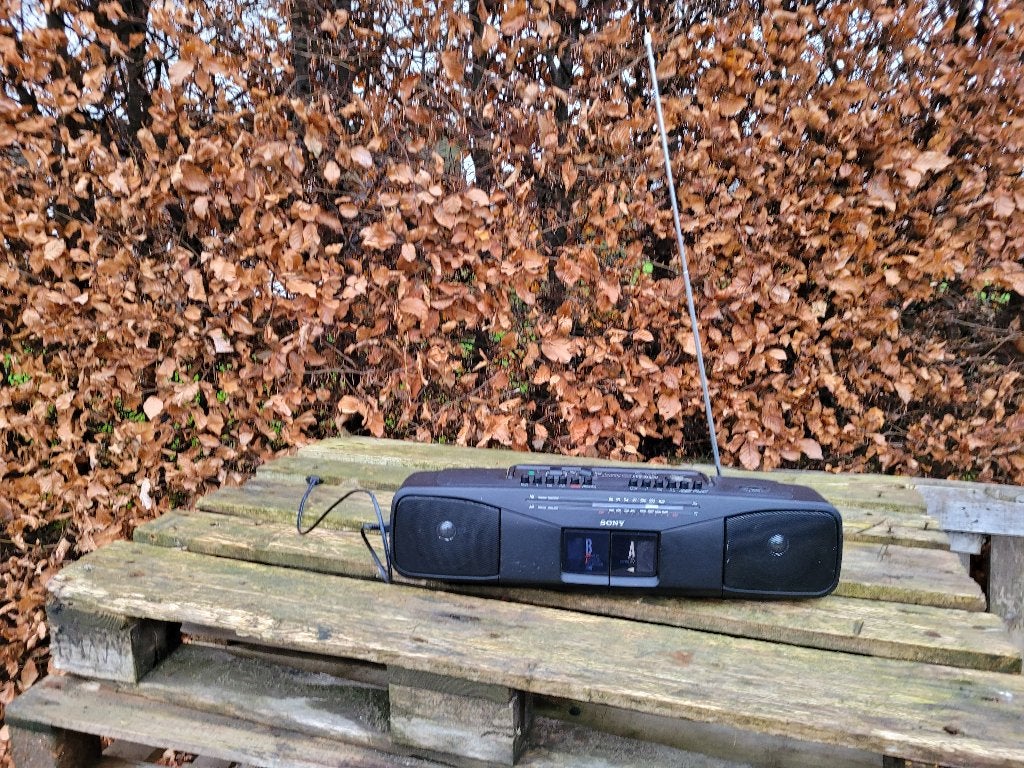 vintage radio sony cfs-w304 + dubbele casettedeck, Ophalen of Verzenden, Gebruikt