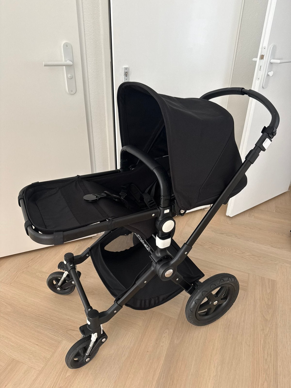 bugaboo kınderwgen met regenhoes, Ophalen, Zo goed als nieuw, Bugaboo