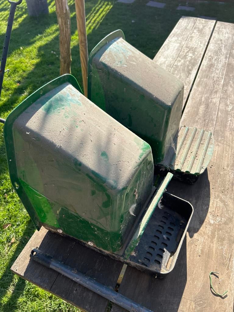 2 broedhokjes met klep voor eieren, Dieren en Toebehoren, Ophalen, Overige typen