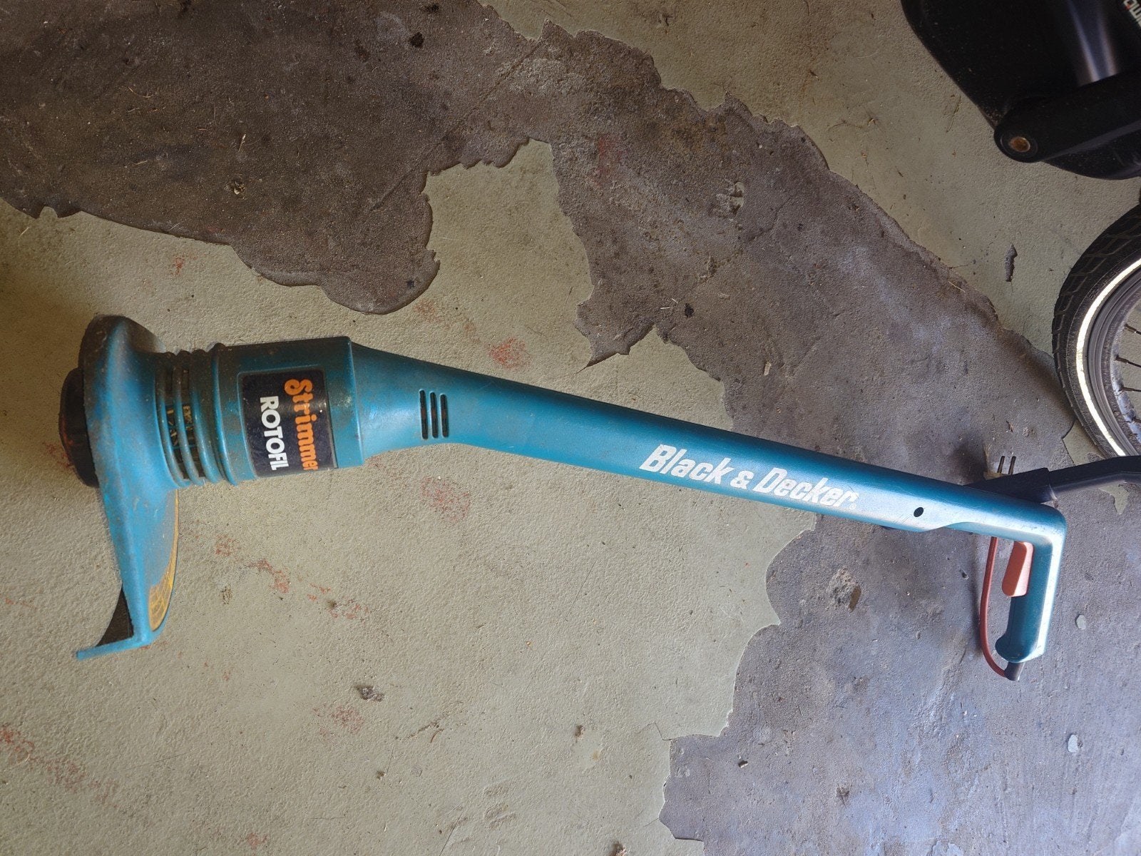 Black & Decker Strimmer ROTOFIL - Elektrische grastrimmer, Ophalen, Gebruikt, Black & Decker, 30 tot 50 cm