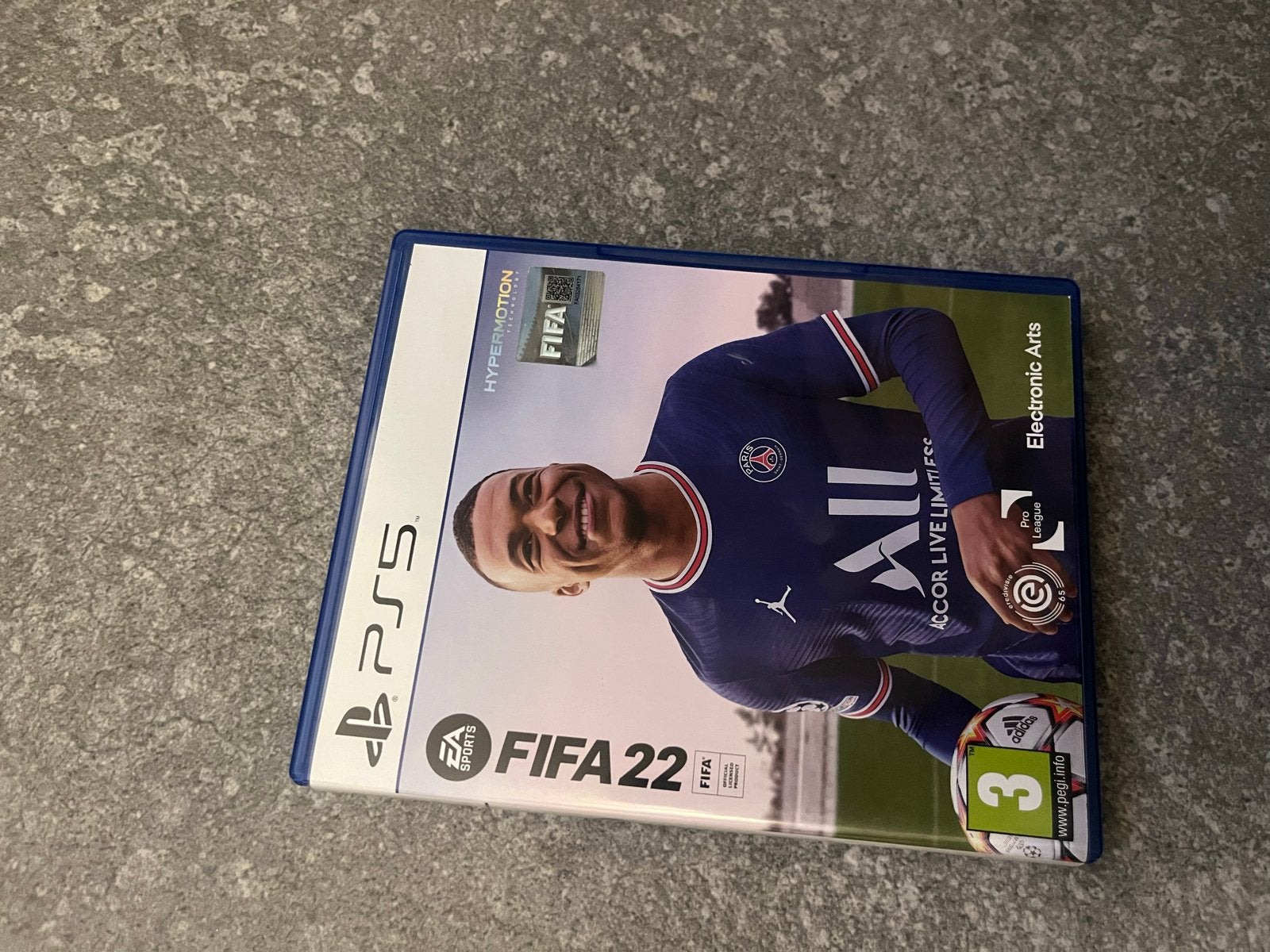 FIFA 22 PS5 - Zo goed als nieuw, Eén computer, Ophalen of Verzenden, Zo goed als nieuw, Sport