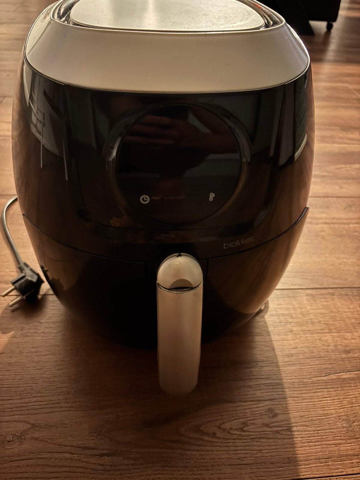 Foto 2 van Airfryer blokker