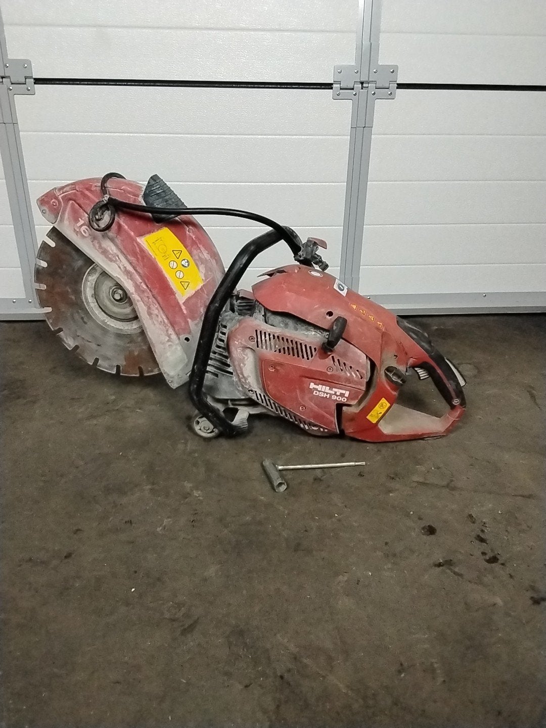 Hilti DSH 900 doorslijper - Krachtige benzine doorslijper, Gebruikt, 70 mm of meer, Overige typen, 1200 watt of meer