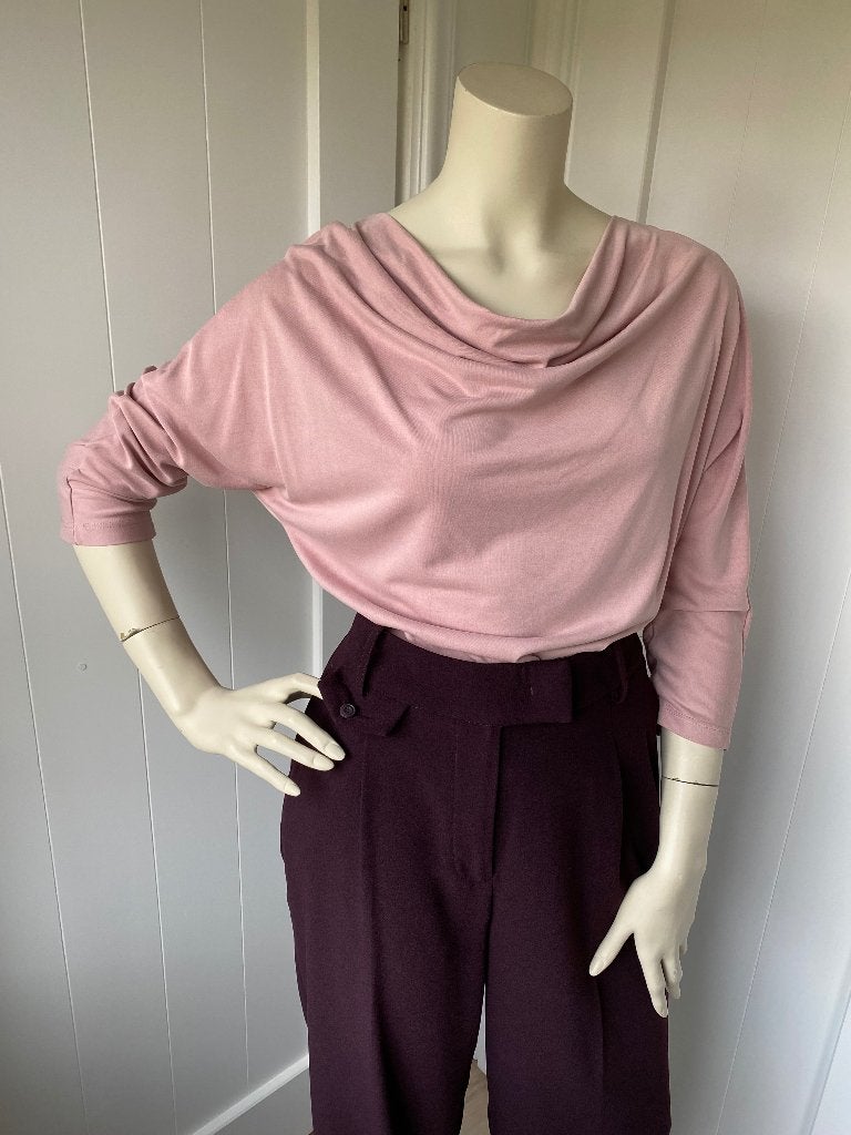 Als nieuw: roze Expresso top met watervalhals, maat M, Maat 38/40 (M), Expresso, Ophalen of Verzenden, Zo goed als nieuw