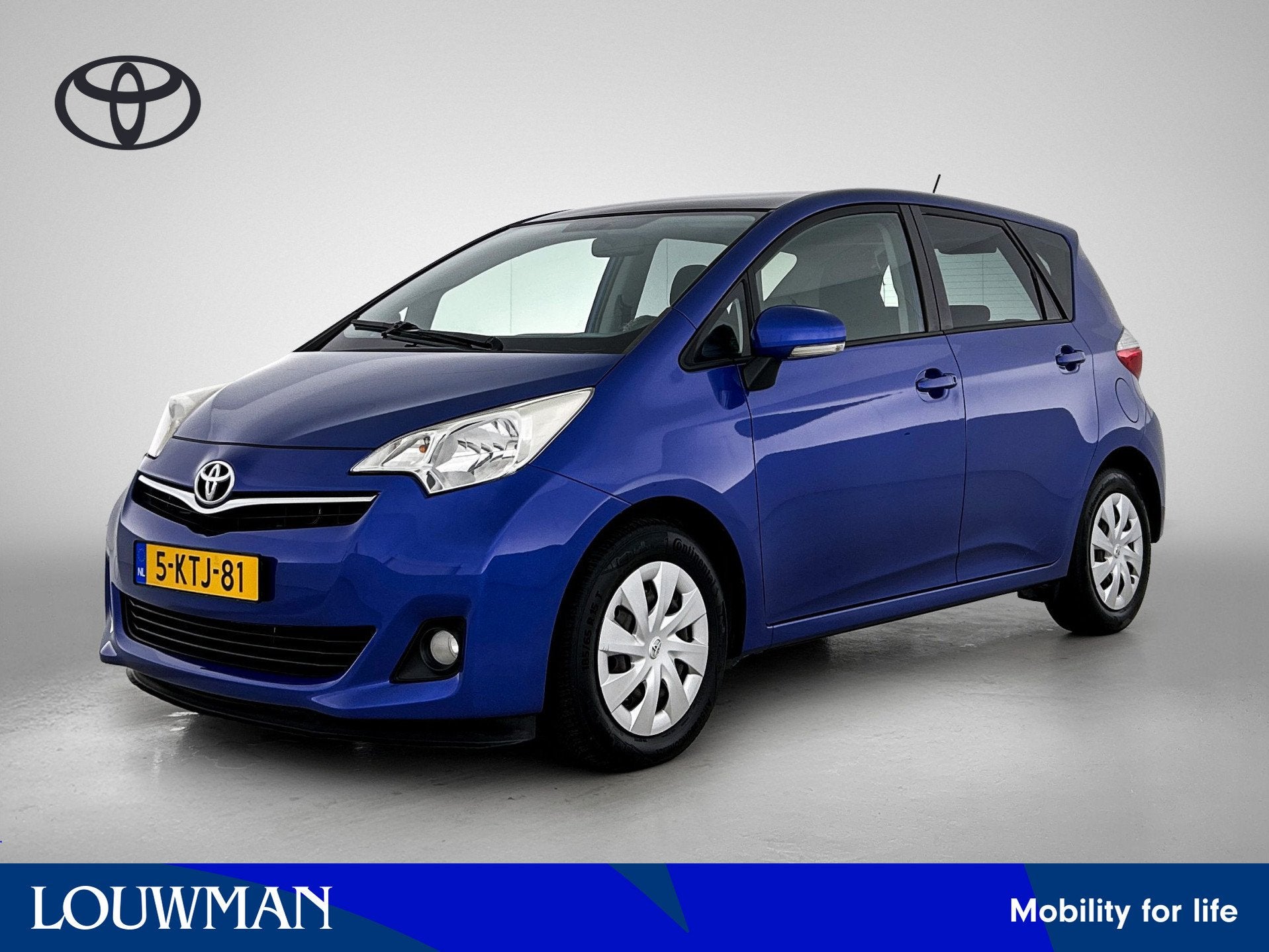 Toyota Verso-S 1.3 VVT-i Aspiration | Pano | Bluetooth | Air, Auto's, Voorwielaandrijving, Stof, Gebruikt, Zwart