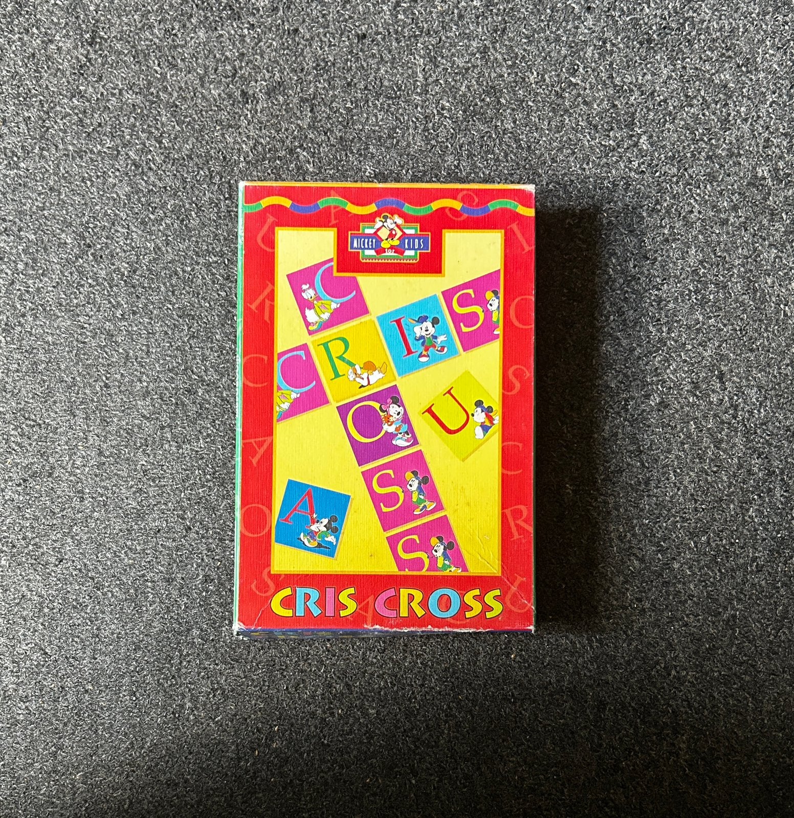 Cris Cross woord spel Disney figuren, Ophalen of Verzenden, Gebruikt, Puzzelen