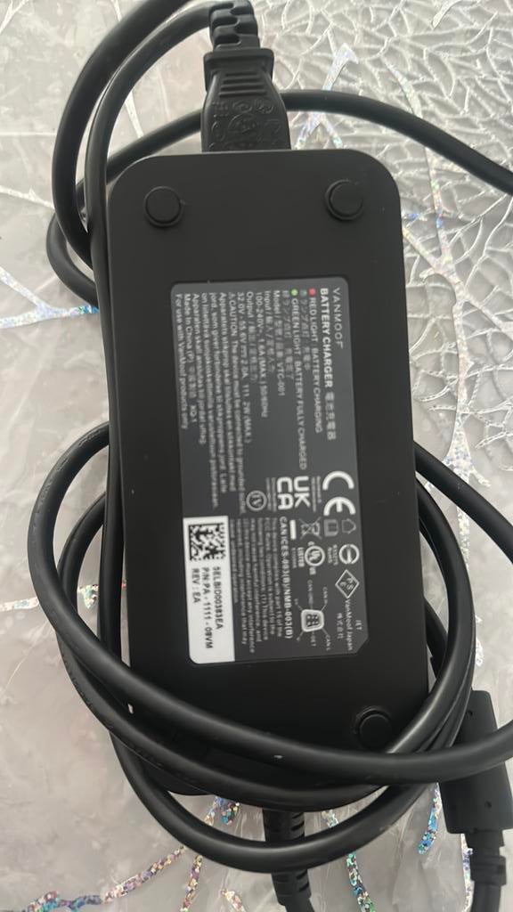 VANMOOF OPLADER (charger), Ophalen, Nieuw, Vanmoof