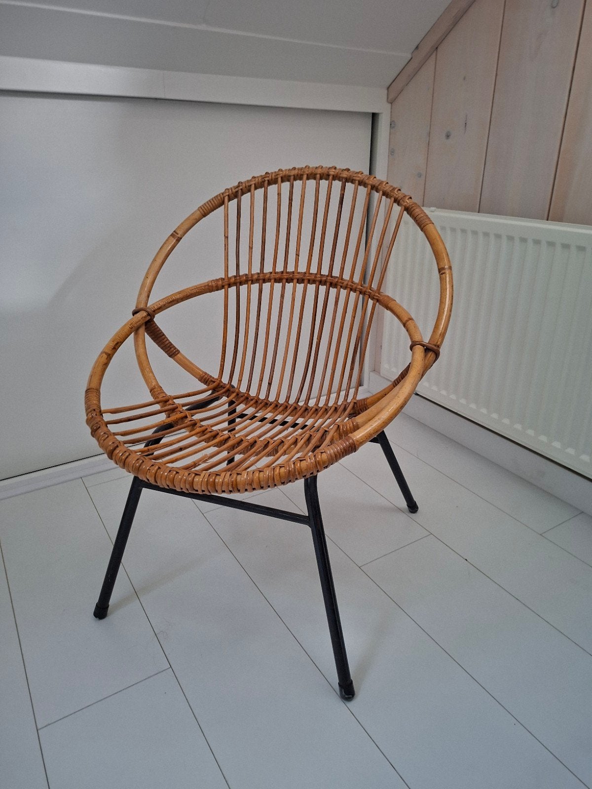 Rotan stoel kindermaat, Huis en Inrichting, Stoelen, Ophalen, Zo goed als nieuw, Bruin, Eén