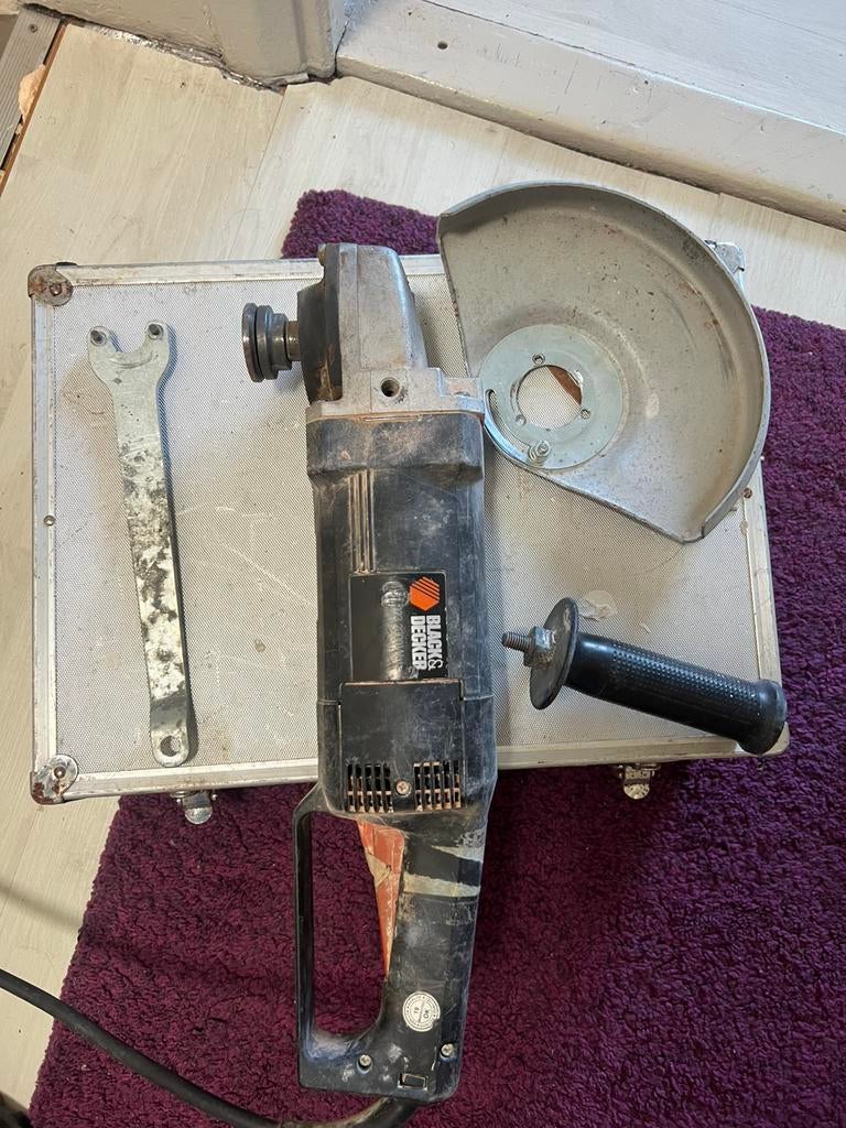 Haakse Slijper 2000w, Doe-het-zelf en Verbouw, Gereedschap | Slijpmachines, Ophalen of Verzenden, Zo goed als nieuw, Minder dan 700 watt