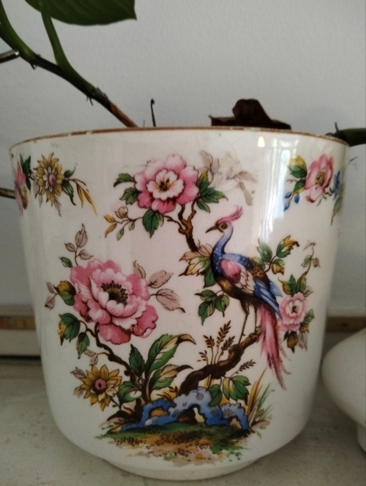Antieke bloempot met pauw en bloemmotief, Ophalen of Verzenden