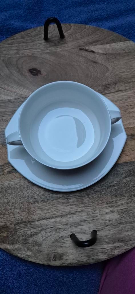 Villeroy & Boch Alba soepkom met schotel (4x), Ophalen of Verzenden, Zo goed als nieuw, Kom(men), Overige stijlen