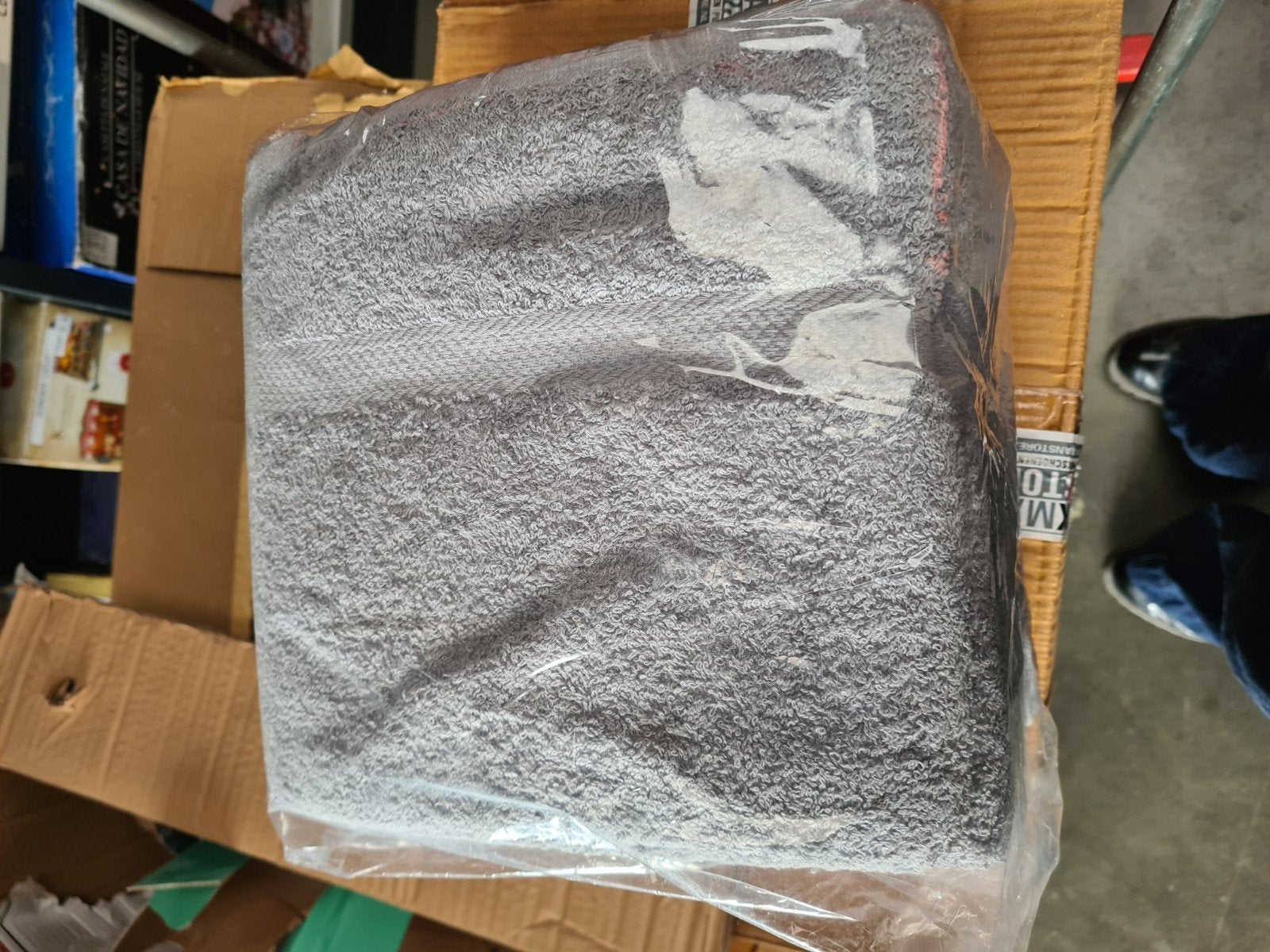 handdoeken en washandjes, Ophalen of Verzenden, Nieuw, Handdoek
