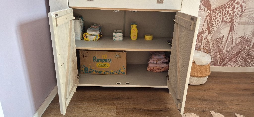 Foto 7 van Babykamer compleet, massief hout