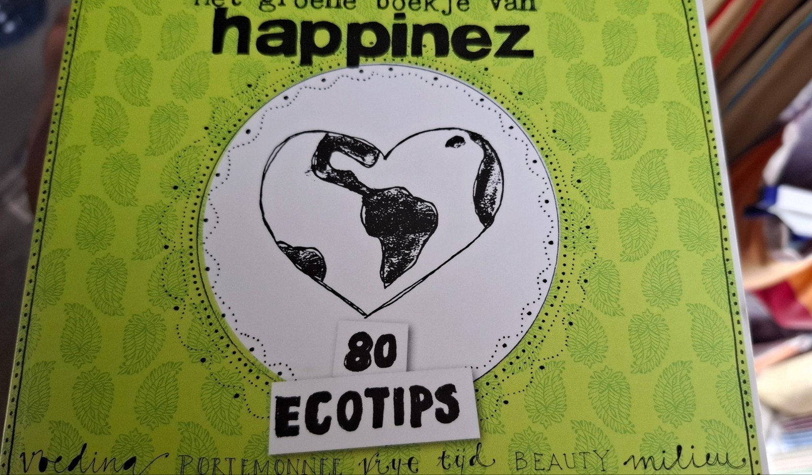 Het Groene Boekje - Happinez - 80 Ecotips, Ophalen of Verzenden, Nieuw