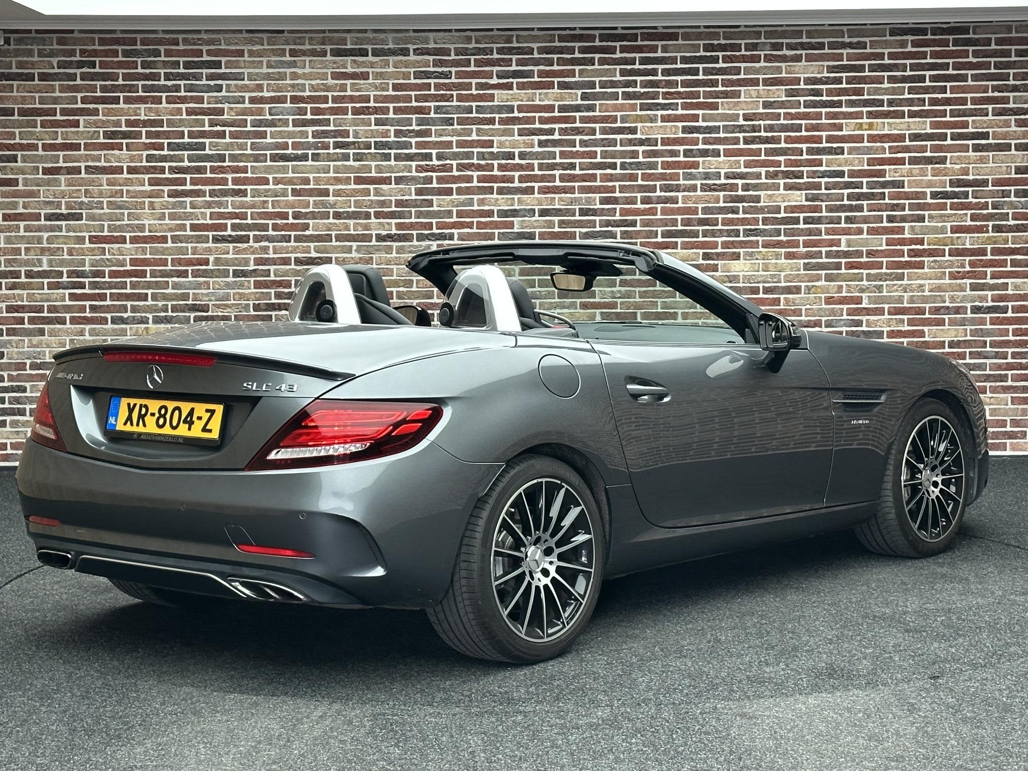 Mercedes-Benz SLC AMG 43 Roadster V6 Leer Led Navi, Auto's, Achterwielaandrijving, Gebruikt, Euro 6, Leder en Stof