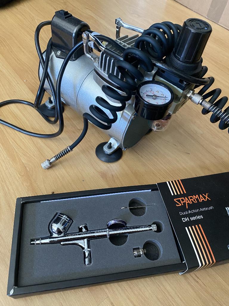 Airbrush + Compressor, Ophalen of Verzenden, Zo goed als nieuw, Airbrush en Toebehoren