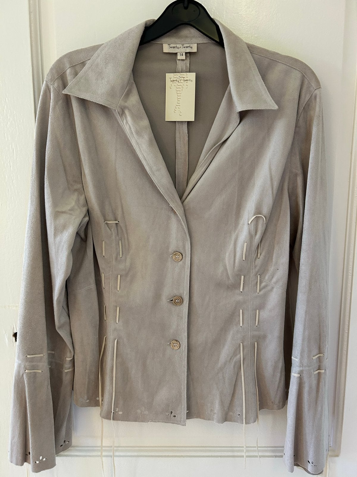 Twenty Twenty suède-look jasje maat 14, Kleding | Dames, Jassen | Zomer, Ophalen of Verzenden, Nieuw, Maat 42/44 (L), Beige