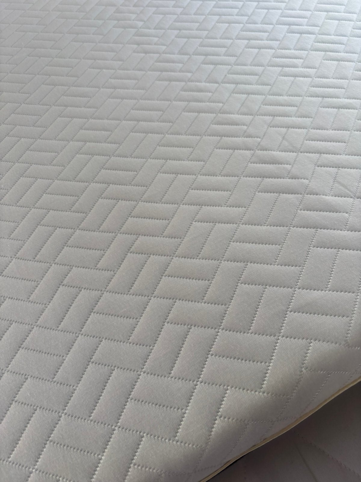 Topdekmatras 135 x 200 x 6 cm dik, Ophalen, Zo goed als nieuw, Tweepersoons, 140 cm