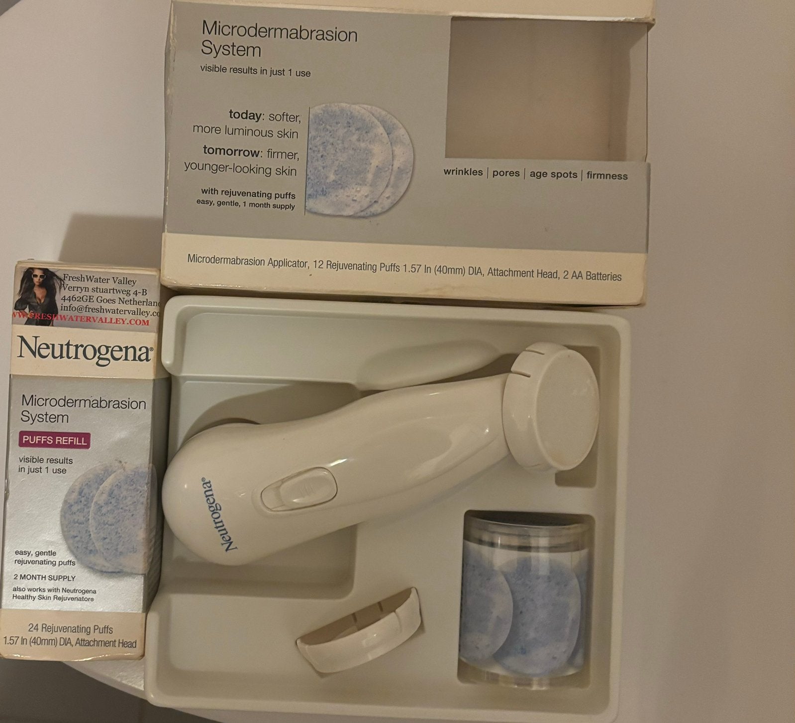 Neutrogena microdermabrasion system kit, Ophalen of Verzenden, Zo goed als nieuw, Gehele gezicht