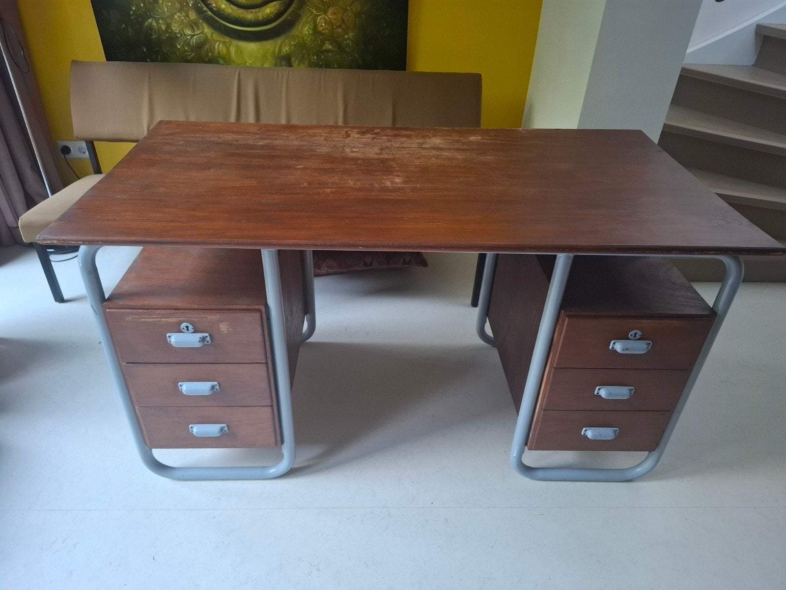 Klassiek en tijdloos houten bureau Gispen stijl, Ophalen, Overige typen, Gebruikt, Bruin