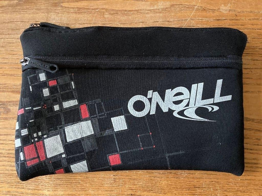 O'neill neopreen neoprene etui tasje toilettas (27x18 cm), Ophalen of Verzenden, Zo goed als nieuw, Zwart, Heer of Dame